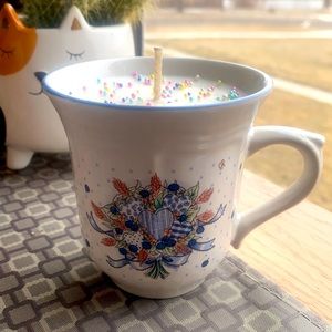 2/$25 Mango Tango Soy Candle in Mug